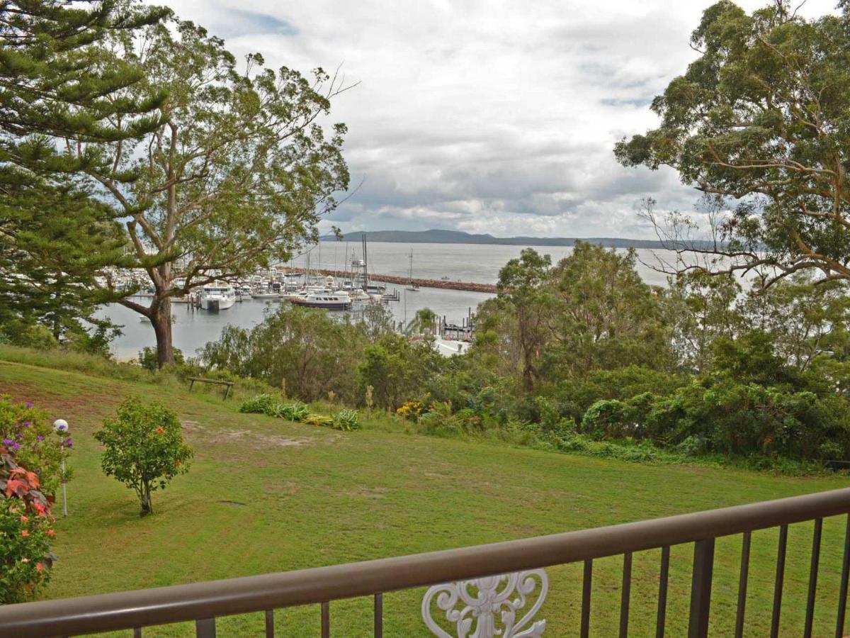 Sailfish, 3,46 Magnus Street - Unit With Stunning Water Views And Close To Town Нелсън Бей Екстериор снимка